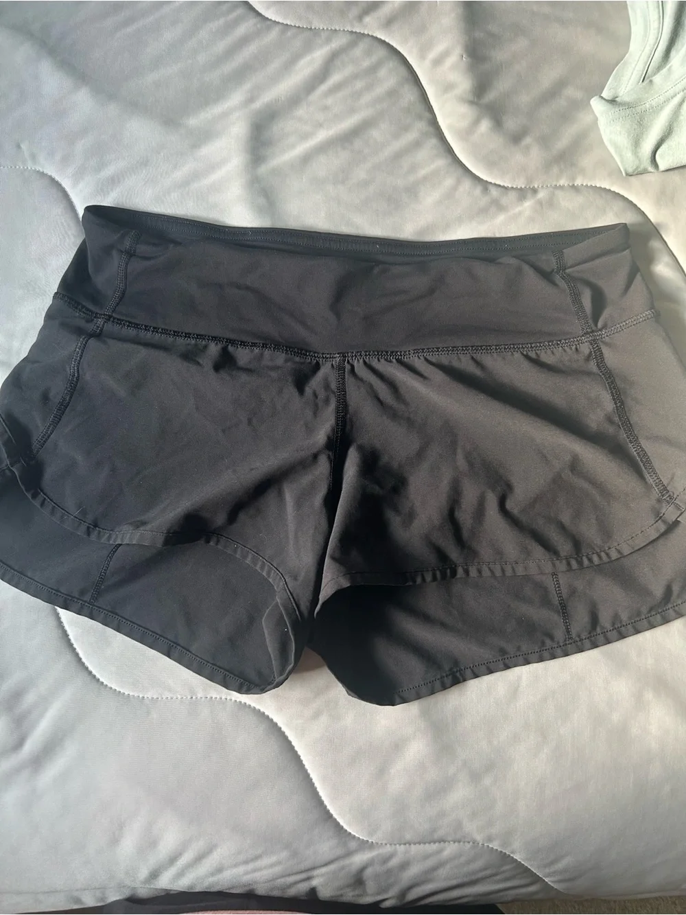 lululemon athletica Women’s Black Speed up High-Rise Short 2.5”